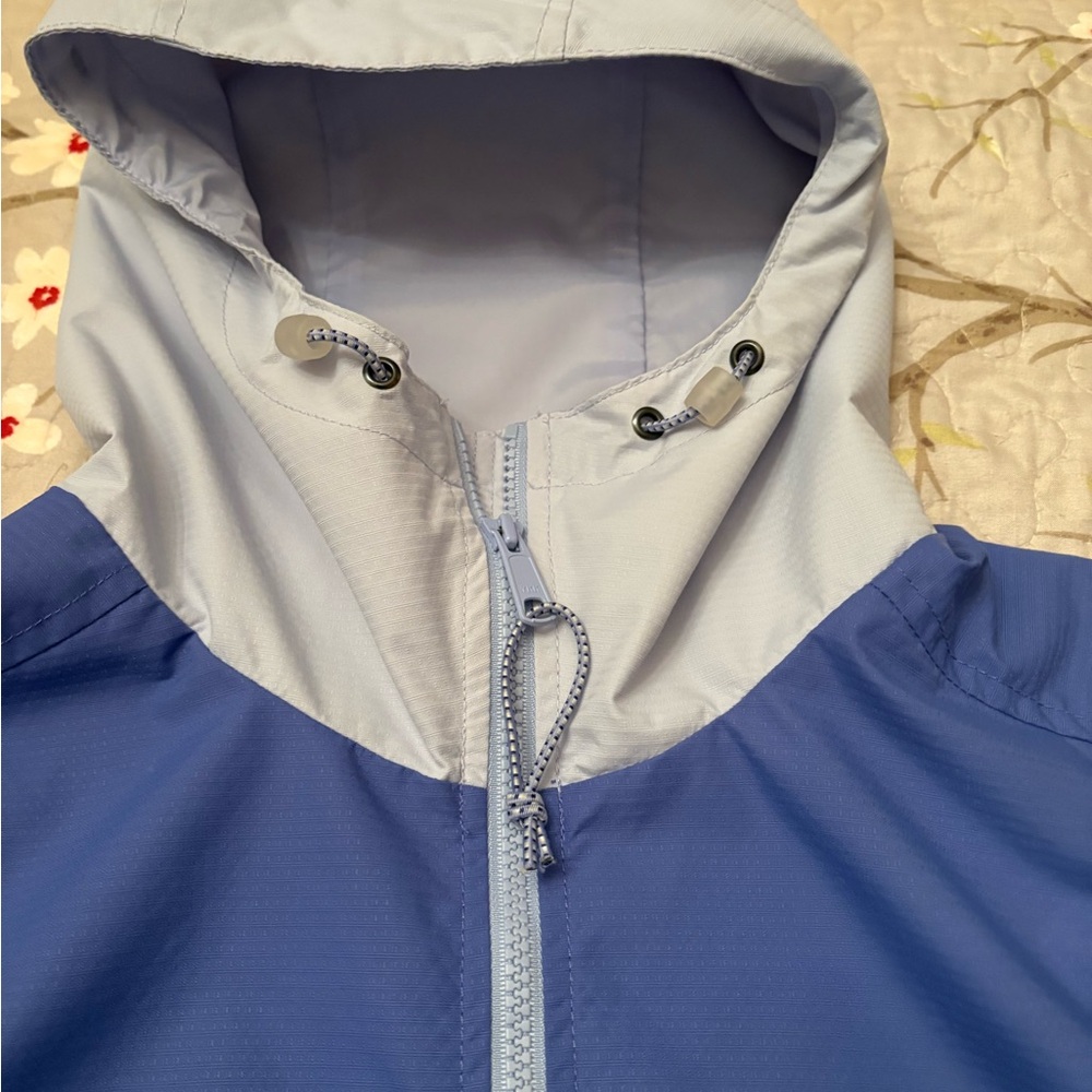 Columbia Women's Arcadia Rain Jacket. Size Large - Picture 3 of 7